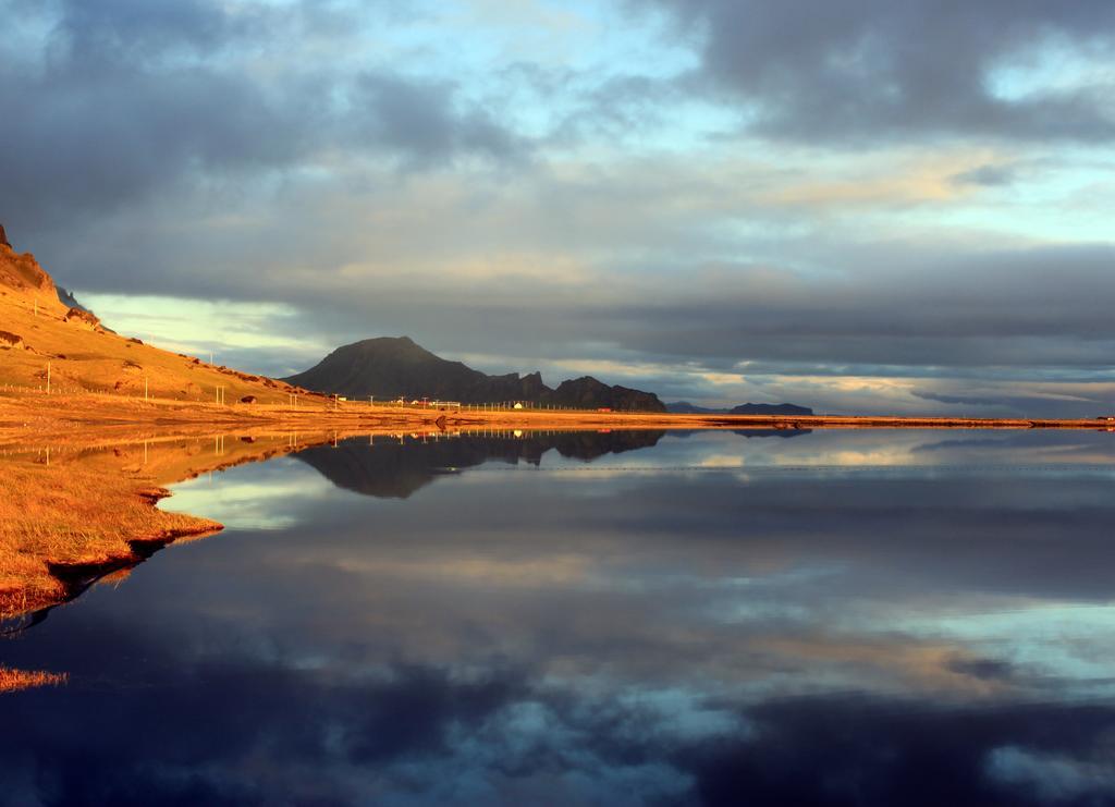 South Iceland Guesthouse Steinar Bagian luar foto